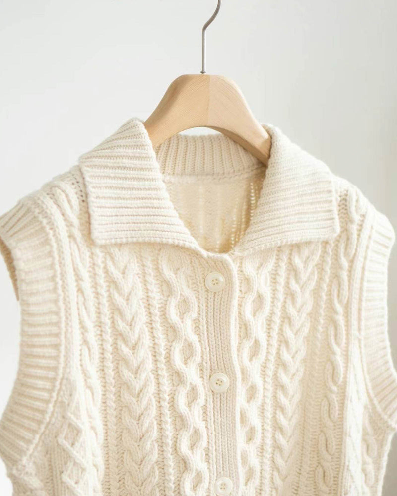 Chunky Cable Knit Buttoned Vest Ivory – SANNA New York